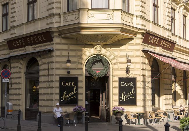 Vienna, Café_Sperl By Miguel Mendez/ Wiki Commons