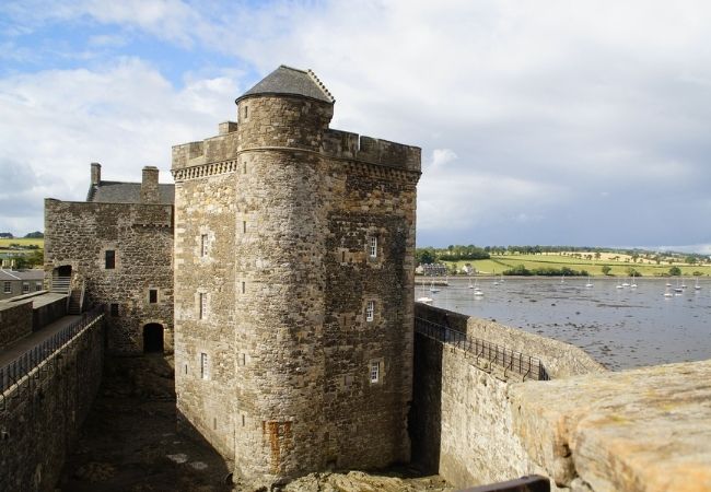 Castles in Edinburgh Castles in Edinburgh